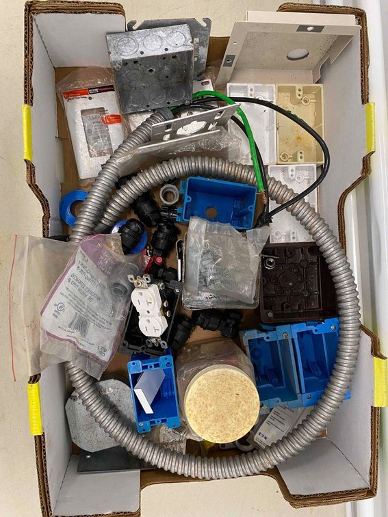 Mixed Lot of Electrical Supplies 