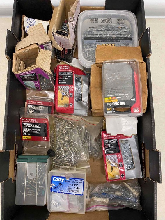 Mixed Lot of Hardware 