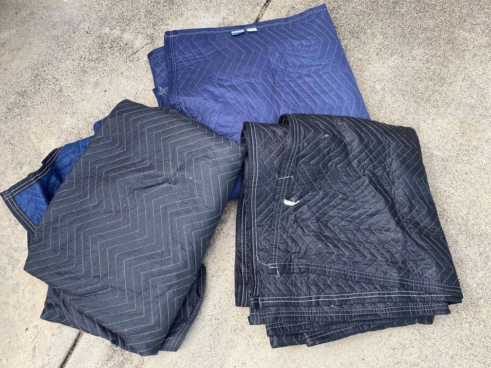 (X's 3) Moving Blankets 