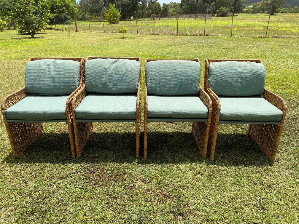 (X's 4) Woven Island Style Armed Dining Chairs with Teal Cushions 