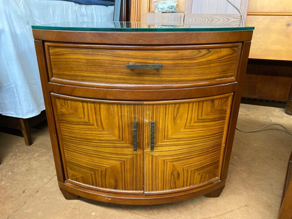 28" Tall Fleetwood Fine Furniture Cabinet and Single Drawer Night Stand 
