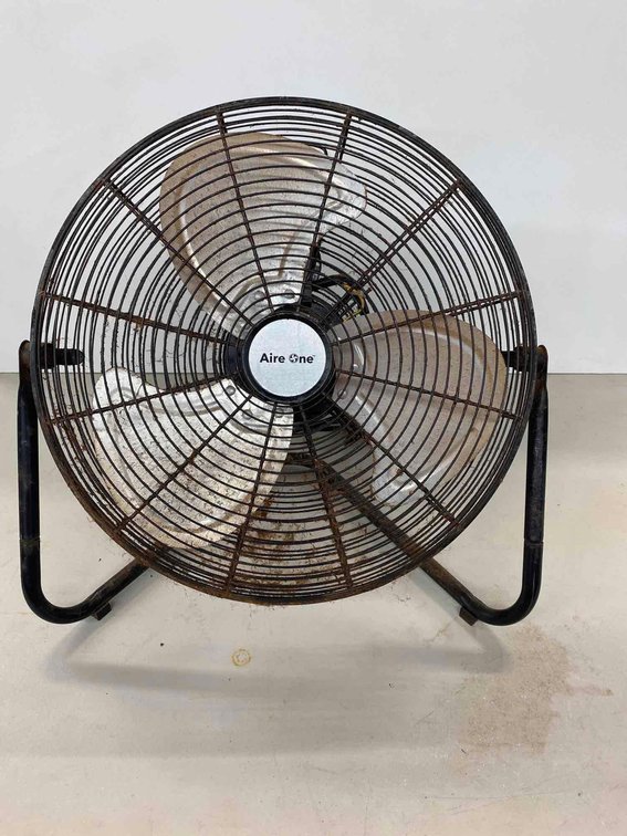18" Round Metal Aire One Fan
