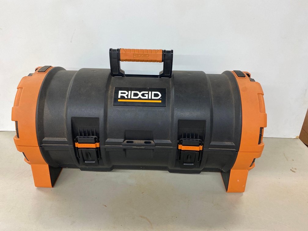 Ridgid Rounded Tool Box with Tool Tray Insert 