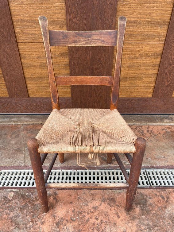 Island Style Wood Frame High Back Chair 
