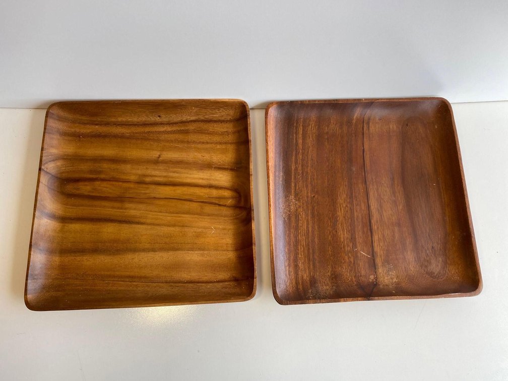 (X's 2) 12" Square Wood Plates 