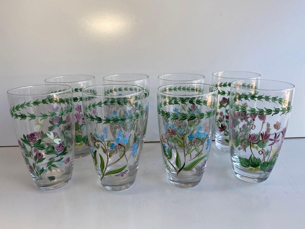 Set of 8 Painted Flower Glass Drinking Glasses 