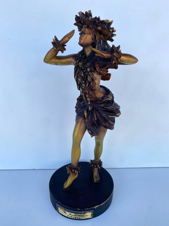 Kim Taylor Reece "Pohakea" Hawaiian Hula Statue