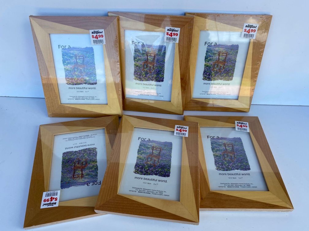 (X's 6) New- 5X7 Two Tone Wood Frames 