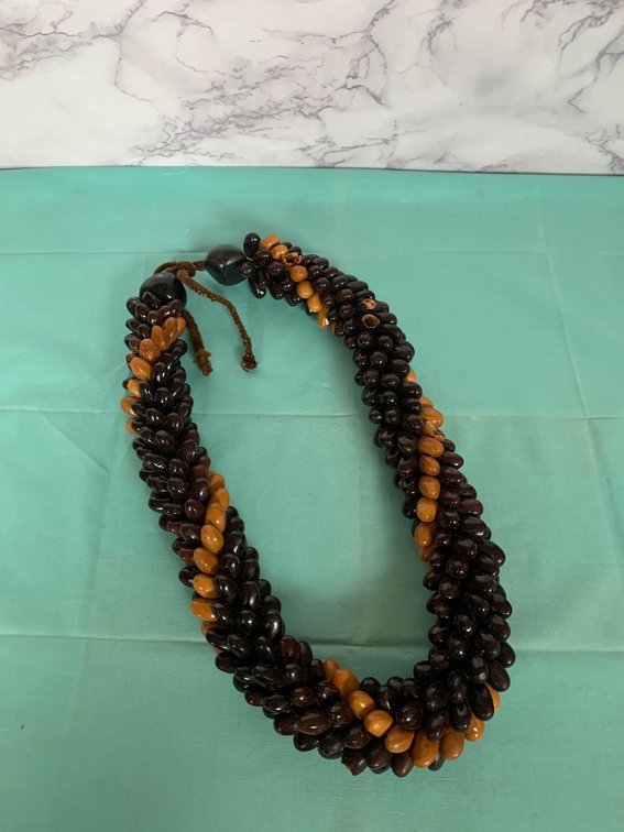 Vintage Seed Lei