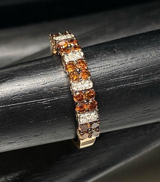 10K Gold .75ctw RD White/Sunset Red Diamond Ring Size 9