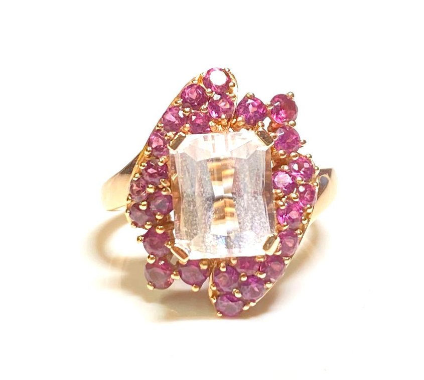 10K Gold 3.75 Kunzite and 1.61ctw Garnet Ring Size 8