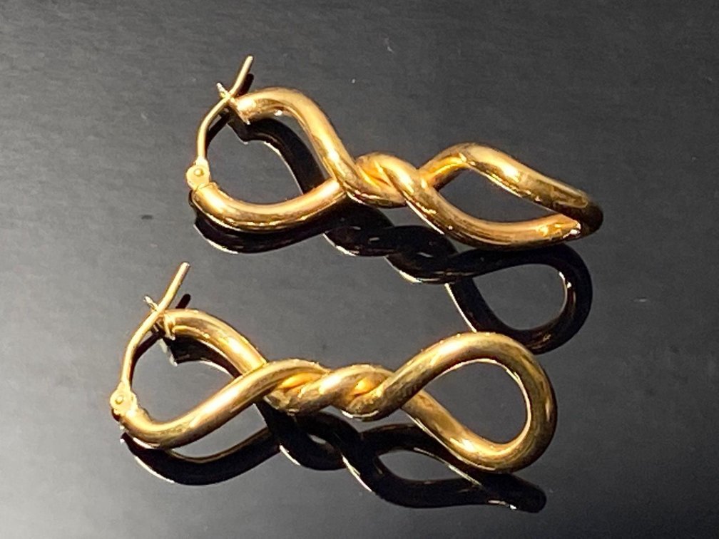 14K Gold VicenzaGold 1-1/2" Double Twist Elongated Drop Earrings 