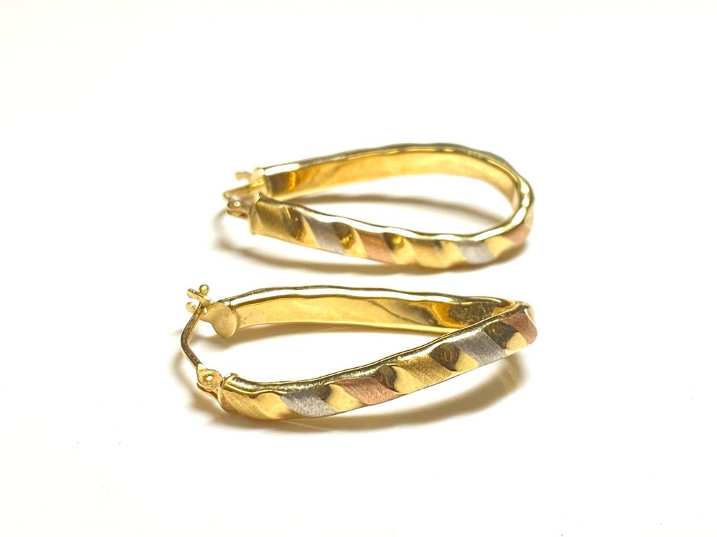 14K Gold "Colors of Gold" Elongated Oval Hoop Earrings 