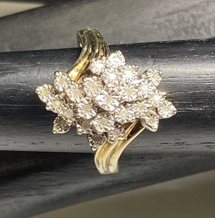 14K Gold Over Sterling Silver Monture Diamond Collection .15ctw Cluster Ring Size 9