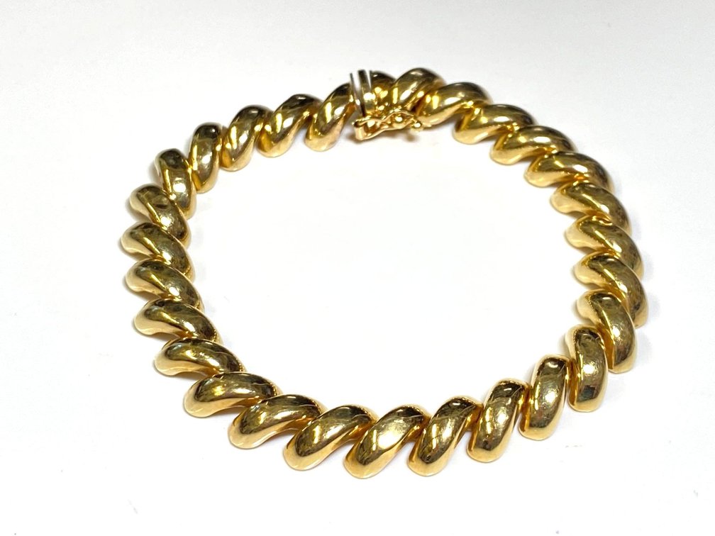 14K Gold 7-1/4" Polished Domed San Marco Bracelet