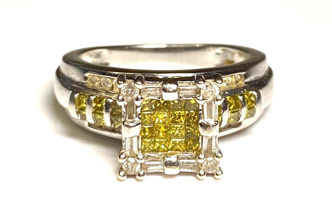 10K White Gold Yellow & White Diamond 1.25CTW Princess Cut Ring Size 9 1/2