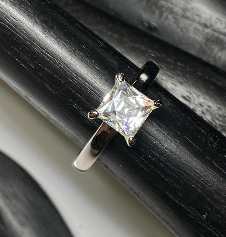 Tycoon Sterling Silver 925 CZ Single Stone Engagement/Wedding Ring Size 10