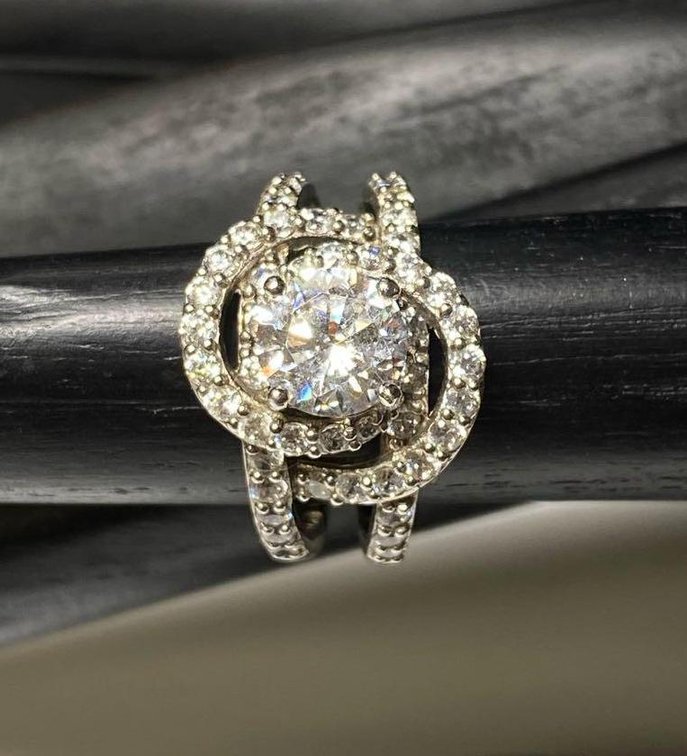 Sterling Silver 926 Jose Hess For Bella Luce 5.96ct CZ Rhodium Plated Sterling Silver Ring Size 9