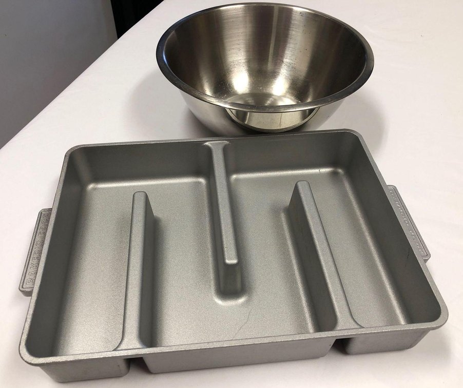 Bakers Edge Brownie/Lasagna Pan and Stainless Steel Bowl