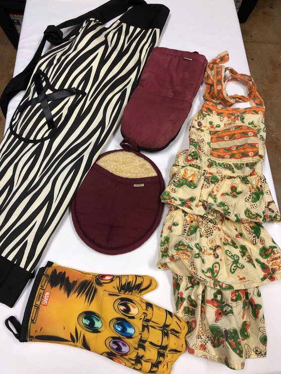 Aprons and Hot Pads