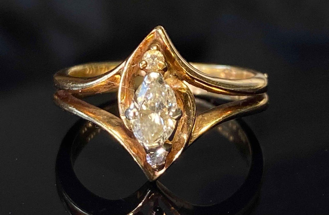 14K Gold & Marquise Diamond Estate Ring Size 7