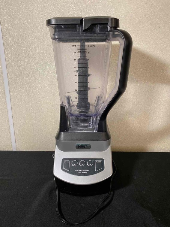 Ninja Professional 1000 Watt Blender 
