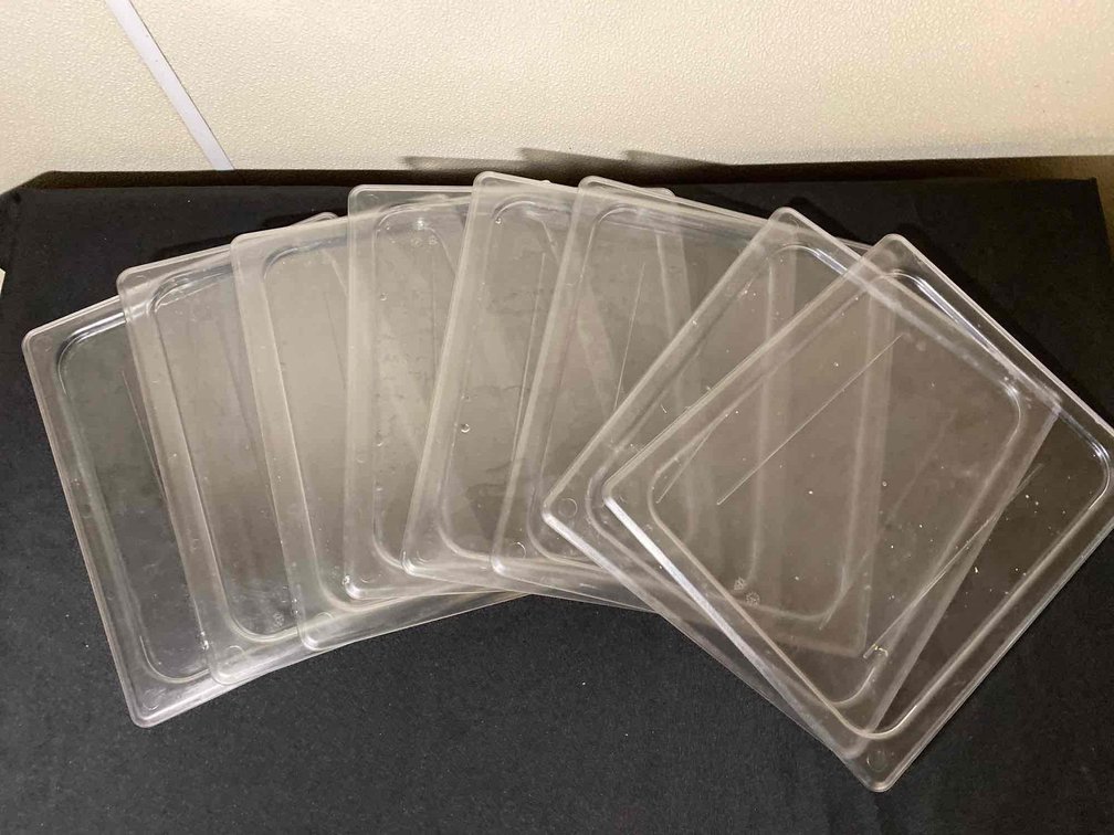 (X's 8) Cambro 13" X 10 1/2" Clear Polycarbonate Lids