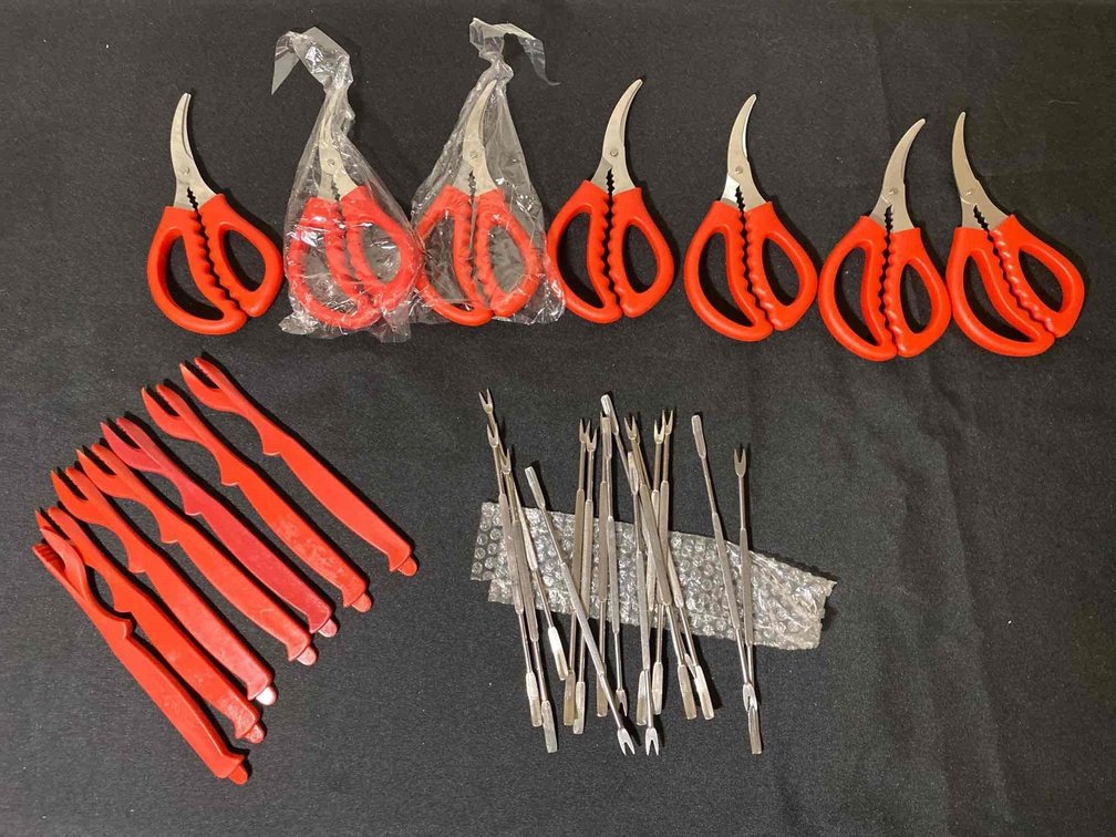 Crab/Seafood Forks and Utensils 