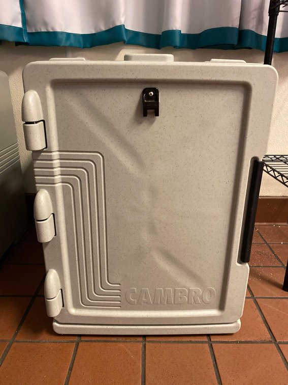 24" X 18" X 25" Cambro Insulated Food Pan Holder 