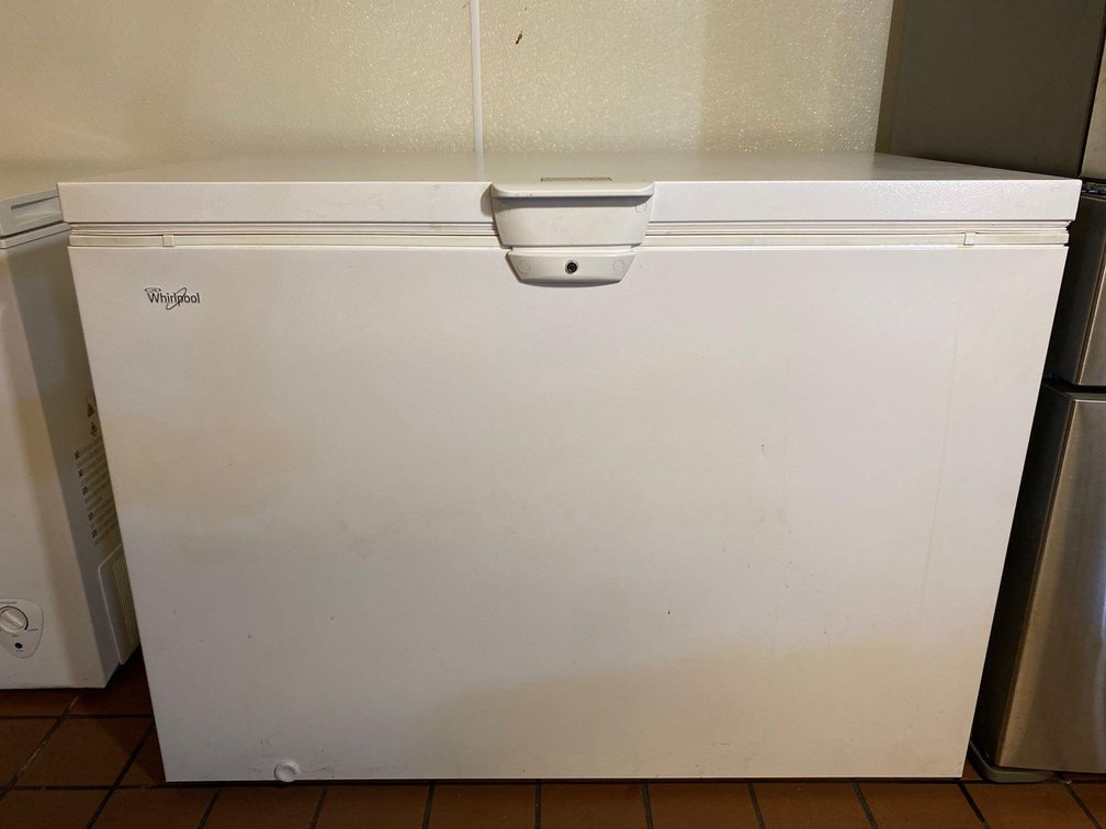 Whirlpool 15 Cu Ft WZC3115DW00 Chest Freezer
