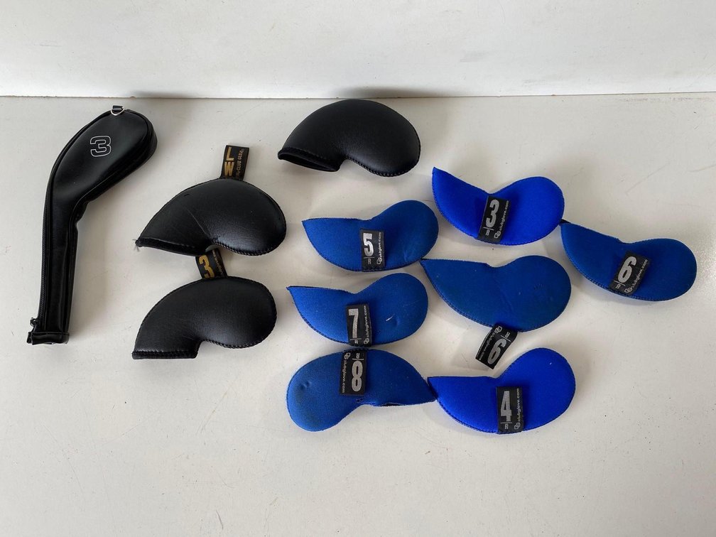 Mixed Blue and Black Numbered Golf Clubs Covers 