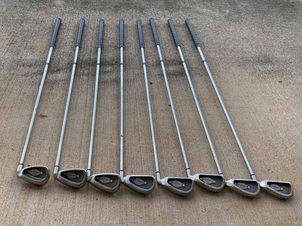 Set of 8 Callaway Big Bertha X-12 Golf Clubs 