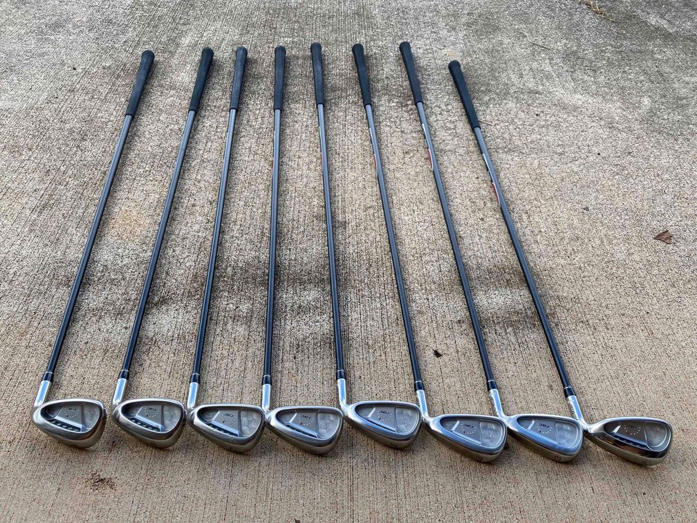 Set of 8 RAC Golf Clubs 