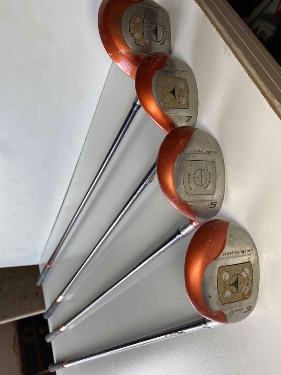 (X's 4) Taylor Made Firesole 3, 5, 7 and 9.5 Golf Clubs 