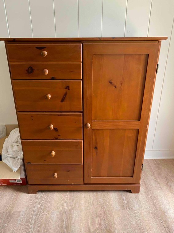 Wood Chest of Drawers