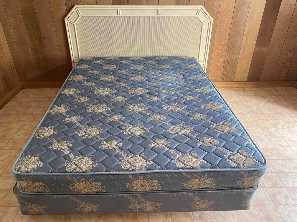 Full/Queen Mattress, headboard and bedframe