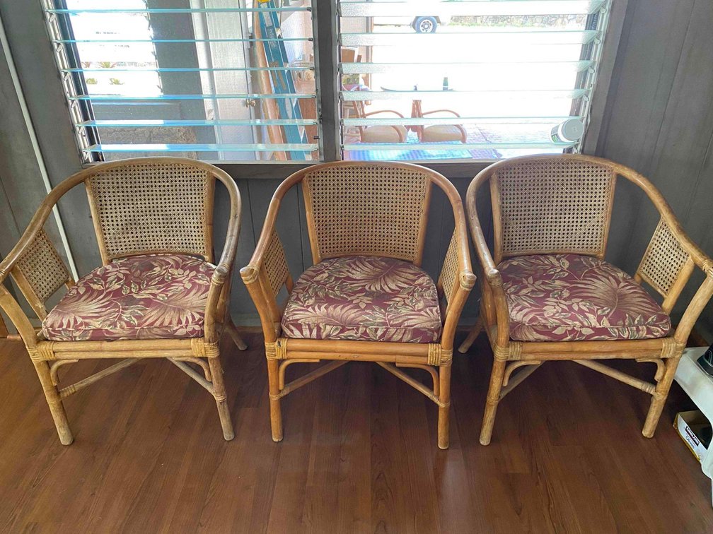(x's 3) Island Style Round Back Chairs