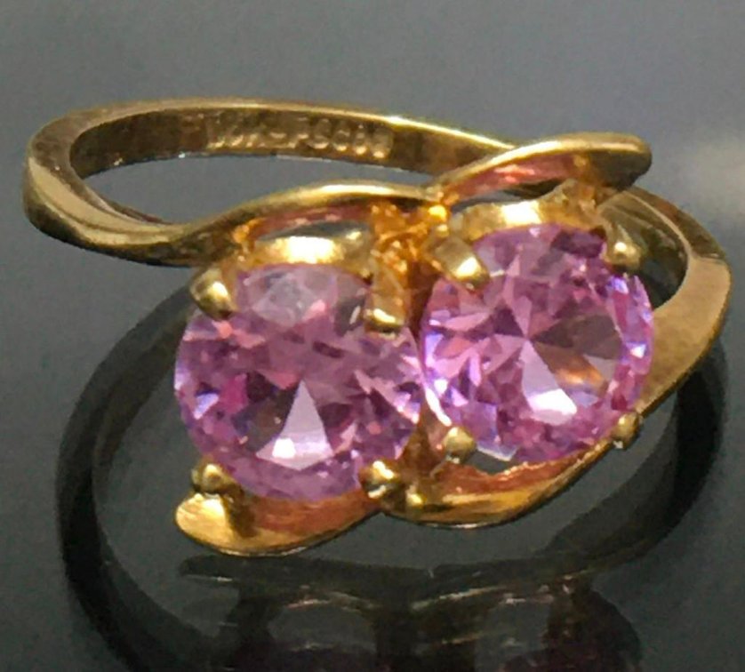 10K Gold Nearly 2 CTs Twin Pink Stones Size 7.25