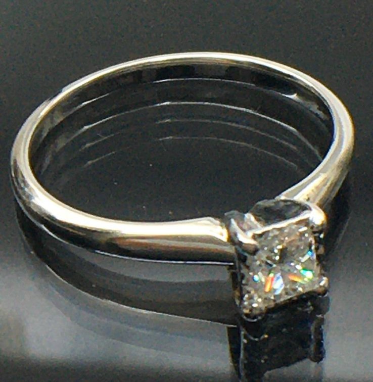 14 Karat Solid White Gold Nearly 1/2 Carat Diamond Solitaire Ring Size 7.5