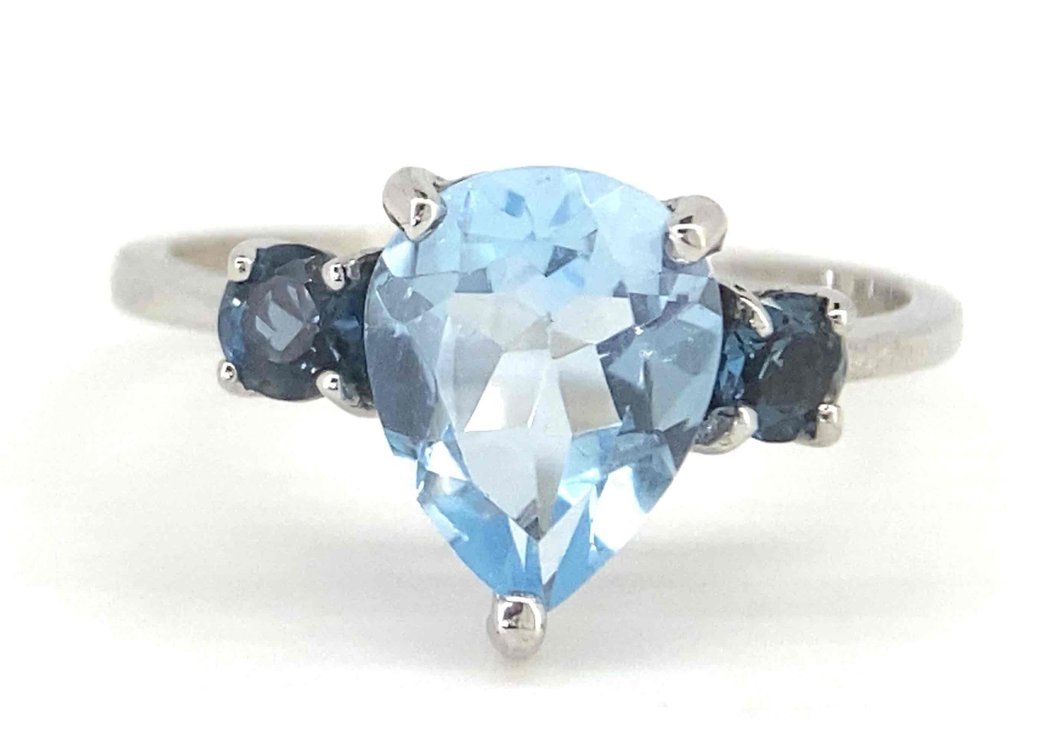 Light And Dark Genuine Blue Topaz Stones Pear Cut Center Stone  Size 8