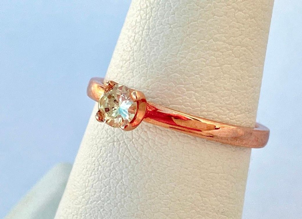 14K Solid Rose Gold Engagement Ring with Over 1/4 Carat Diamond Solitaire  Size 7