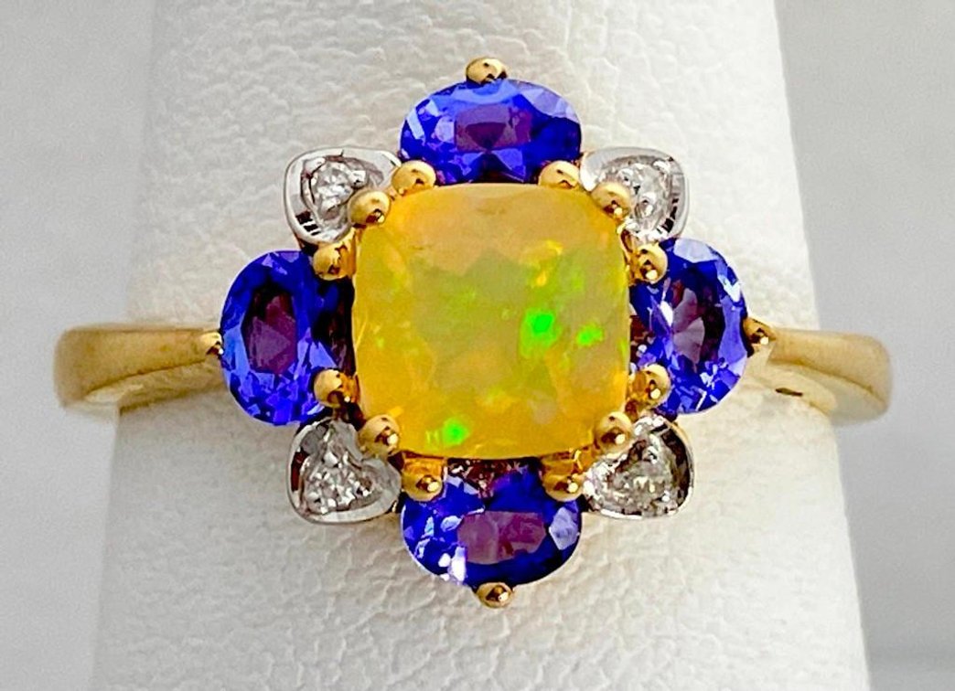 10K Fine Gold Opal Diamonds Blue Tanzanite Ring  3.1 Grams  Size 7