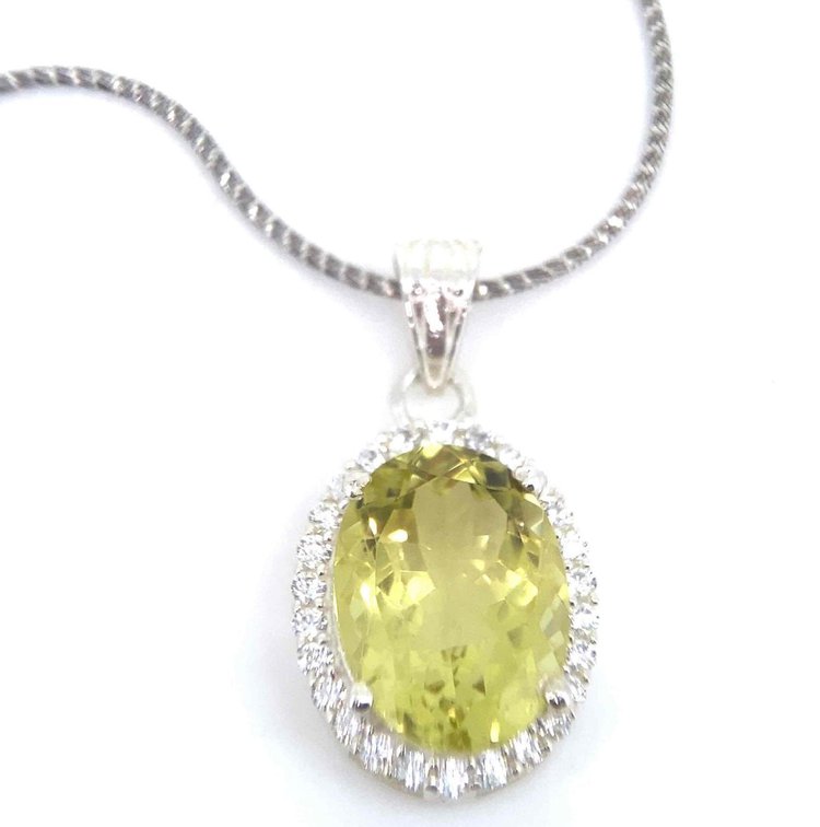 APROX 14 CARAT GENUINE LEMON QUARTZ PENDANT WITH CHAIN 11.6 GRAMS