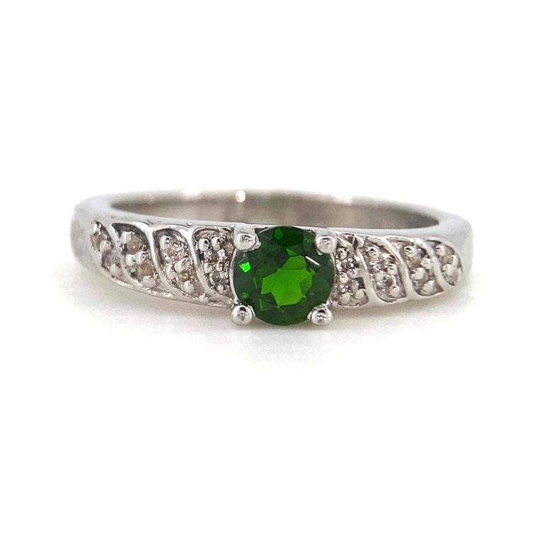 Stunning Genuine Chromium Diopside Center Stone With White Topaz Accent Stones Size 7.5 
