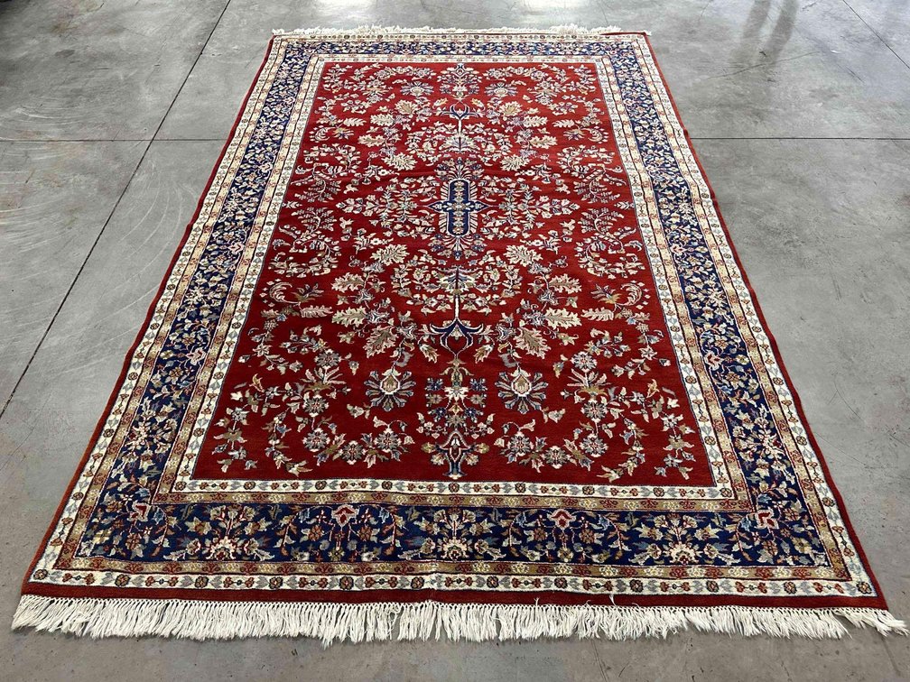 Image for 01/29 Nawiliwili (Kauai) Quality Eastern Rugs Auction