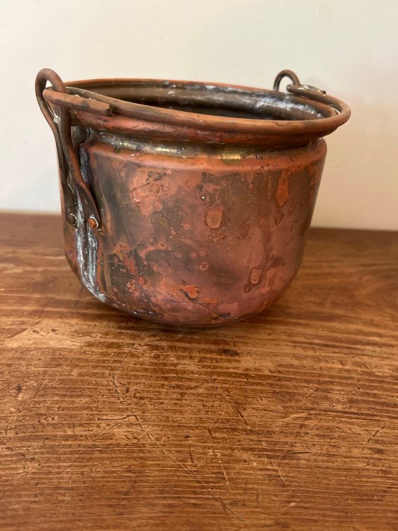 Copper pot