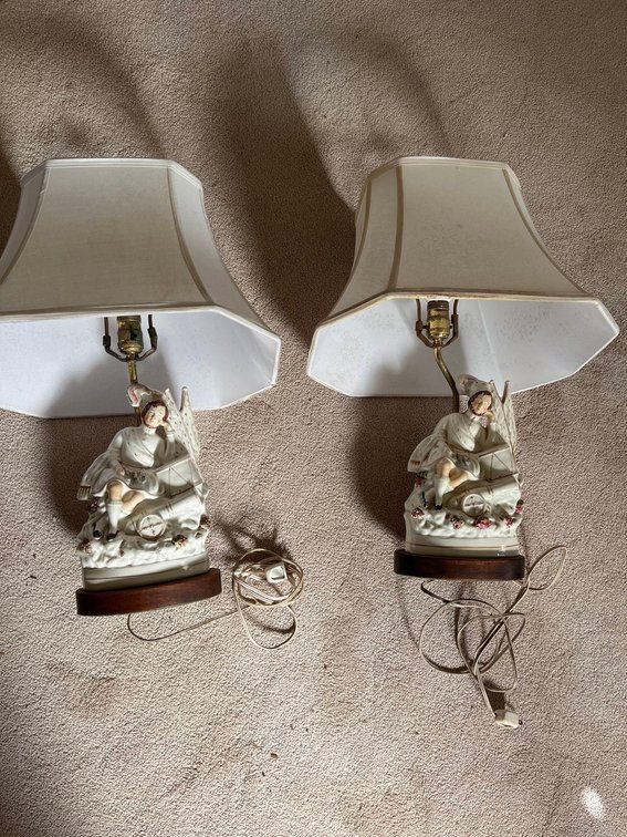 (X’s 2) matching antique lamps in great working condition. One item has a tip broken off include back on. See pictures.