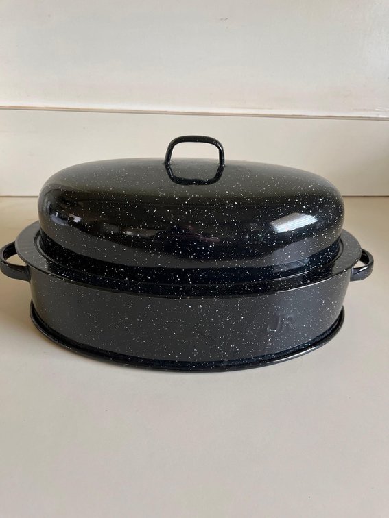enamel roasting pan