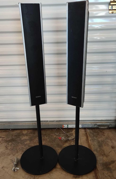 x2 Sony Tower Speakers