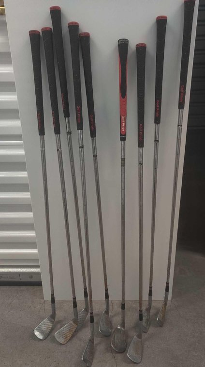 x10 Golf Clubs
